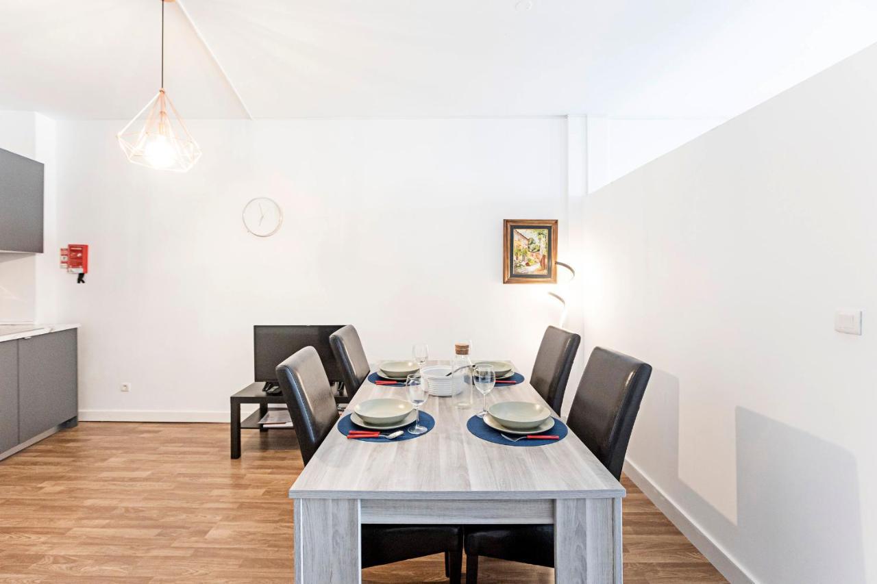 Amazing Apartment In Downtown Porto By Lovelystay エクステリア 写真