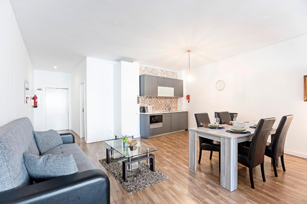Amazing Apartment In Downtown Porto By Lovelystay エクステリア 写真